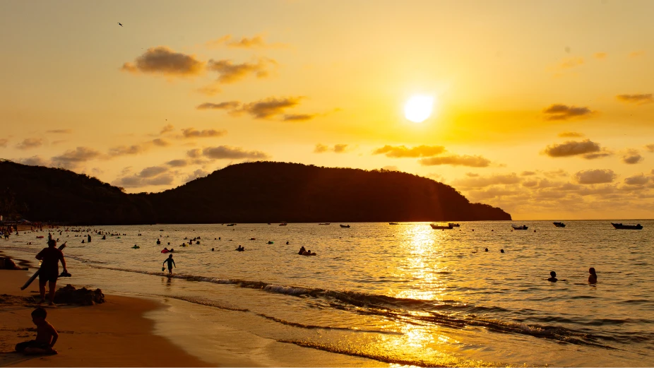 atardecer-en-playa-los-ayala-nayarit